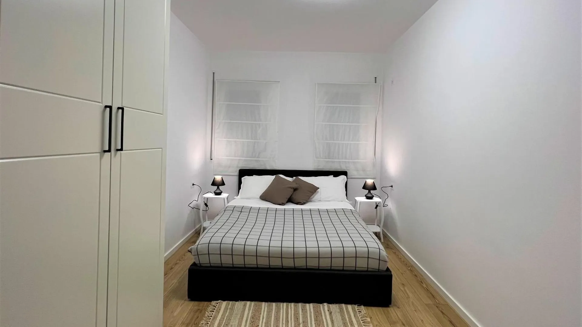 Apartment In The Heart Of Old Bazaar, Tirana - Hana Apartments Albania